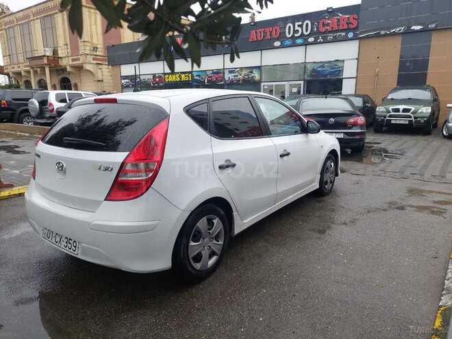 Hyundai i30 2010, 240,000 km - 1.4 л - Sumqayıt