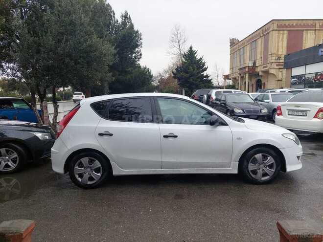 Hyundai i30 2010, 240,000 km - 1.4 л - Sumqayıt