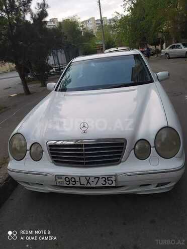 Mercedes E 240 2001, 288,000 km - 2.4 l - Bakı