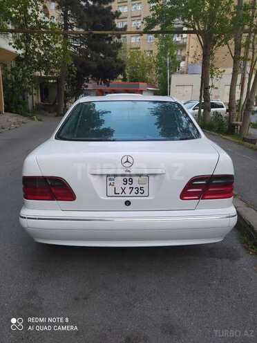 Mercedes E 240 2001, 288,000 km - 2.4 l - Bakı