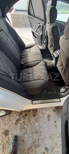 Mercedes E 240 2001, 150,402 km - 2.4 l - Ağcabədi
