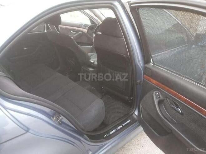 BMW 525 2001, 370,000 km - 2.5 l - Bakı