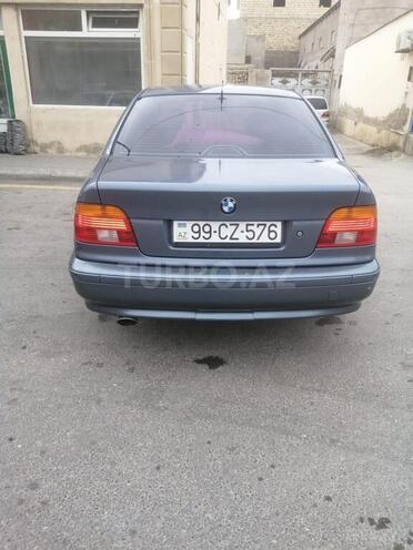 BMW 525 2001, 370,000 km - 2.5 l - Bakı