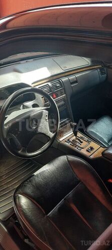 Mercedes E 280 2000, 297,132 km - 2.8 л - Bakı