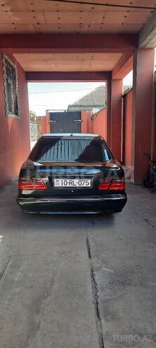 Mercedes E 280 2000, 297,132 km - 2.8 л - Bakı