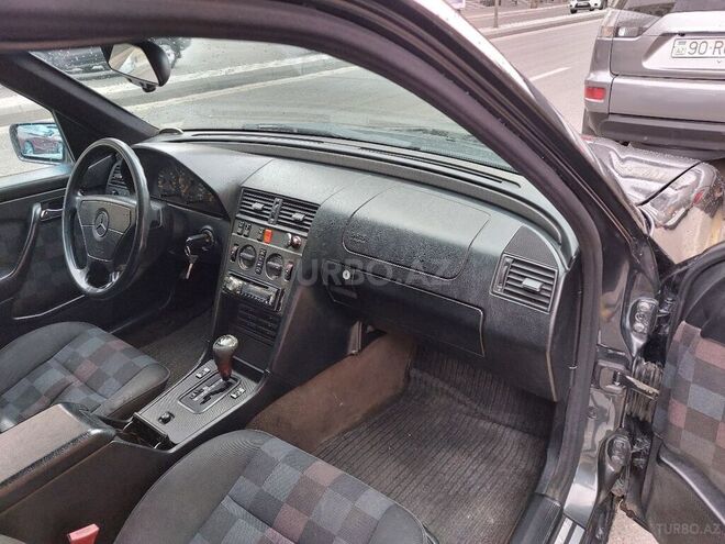 Mercedes C 230 1995, 296,746 km - 2.3 l - Bakı