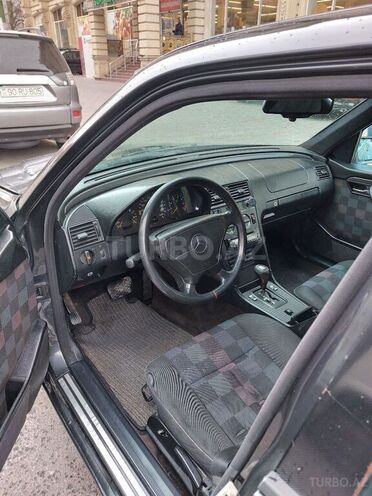 Mercedes C 220 1995, 276,946 km - 2.2 л - Bakı