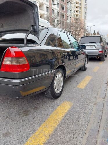 Mercedes C 220 1995, 276,946 km - 2.2 л - Bakı
