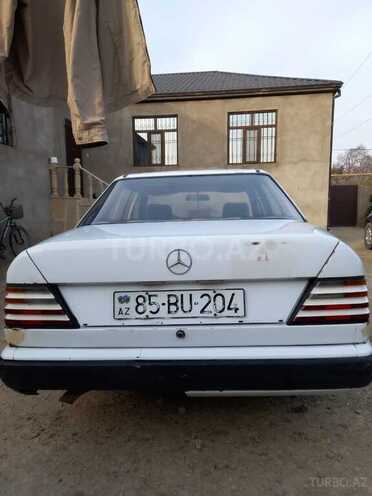 Mercedes  1986, 465,782 km - 2.0 l - Şərur