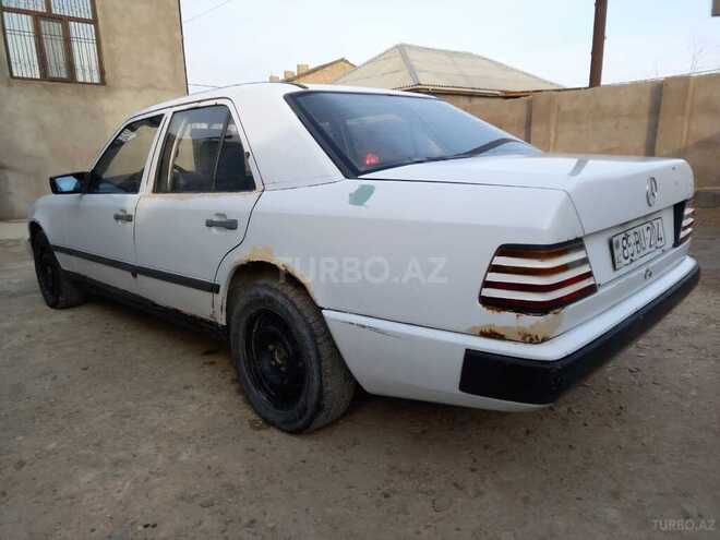 Mercedes  1986, 465,782 km - 2.0 l - Şərur