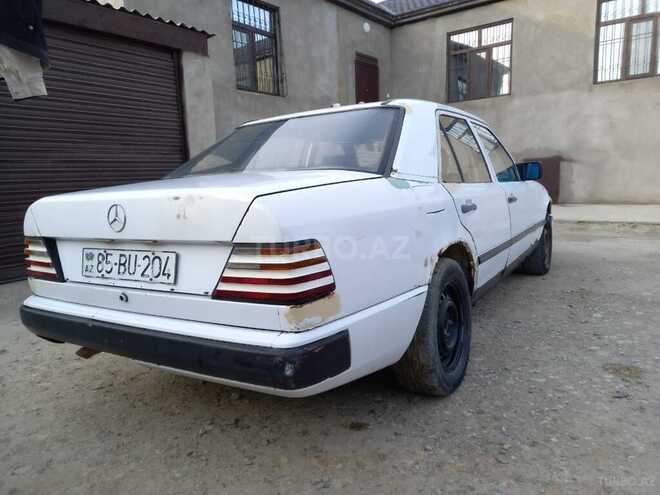 Mercedes  1986, 465,782 km - 2.0 l - Şərur