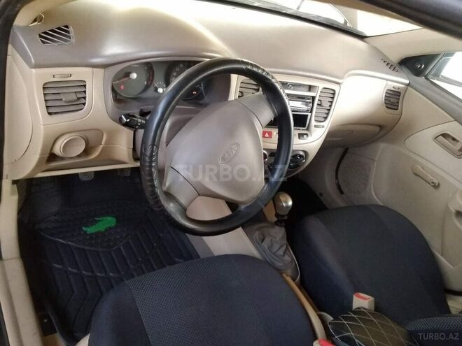 Kia Rio 2008, 240,000 km - 1.4 l - Salyan