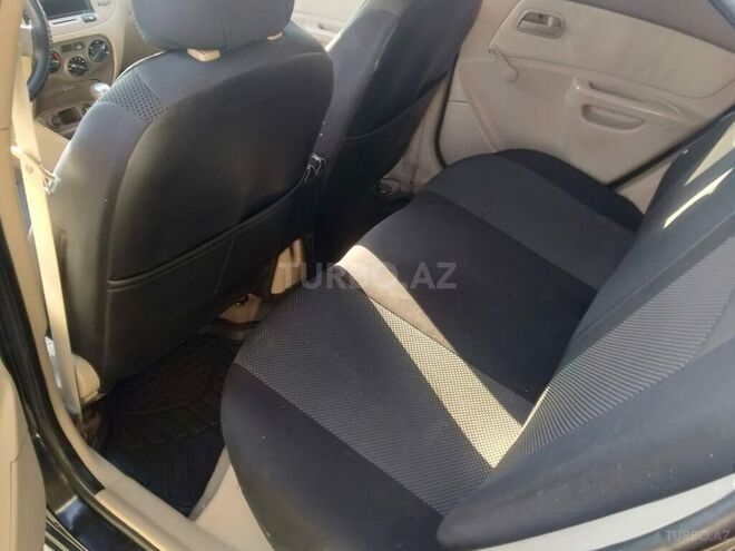 Kia Rio 2008, 240,000 km - 1.4 l - Salyan