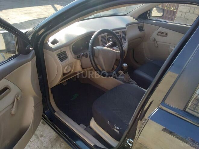Kia Rio 2008, 240,000 km - 1.4 l - Salyan