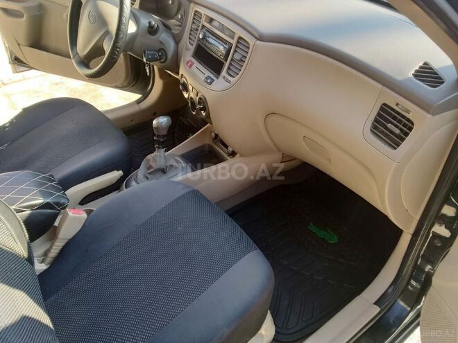 Kia Rio 2008, 240,000 km - 1.4 l - Salyan