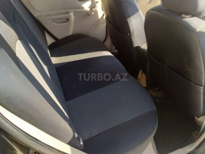Kia Rio 2008, 240,000 km - 1.4 l - Salyan