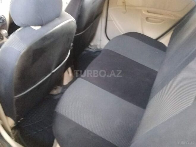 Kia Rio 2008, 240,000 km - 1.4 l - Salyan