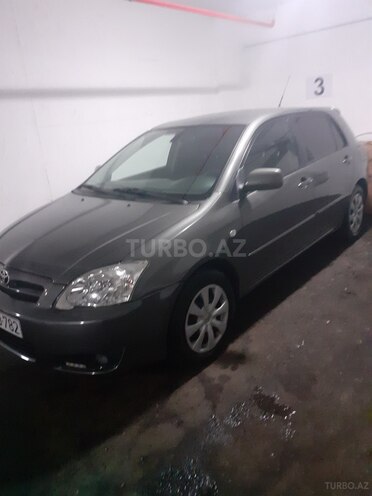 Toyota Corolla 2005, 306,000 km - 1.4 l - Bakı