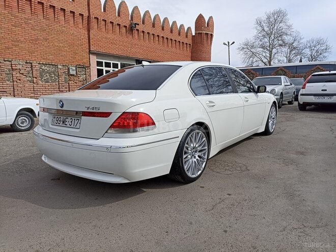 BMW 745 2003, 178,000 km - 4.4 l - Gəncə