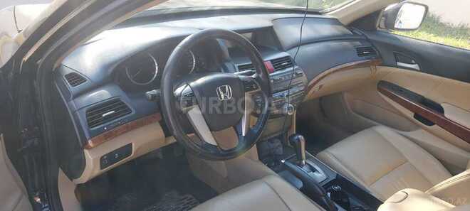 Honda Accord 2012, 165,900 km - 2.4 l - Salyan