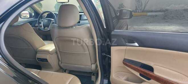 Honda Accord 2012, 165,900 km - 2.4 l - Salyan