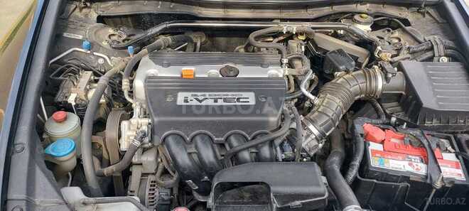 Honda Accord 2012, 165,900 km - 2.4 l - Salyan