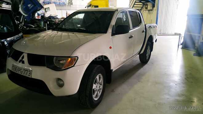 Mitsubishi L200 2007, 223,000 km - 2.5 л - Bakı