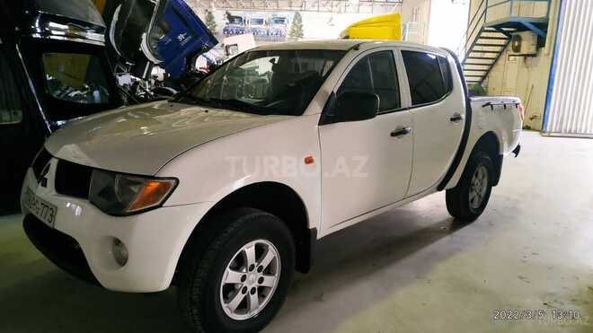 Mitsubishi L200 2007, 223,000 km - 2.5 л - Bakı