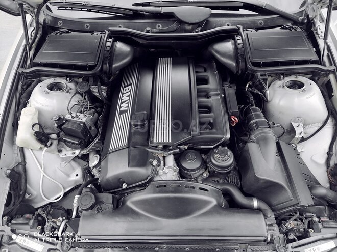 BMW 525 2002, 284,000 km - 2.5 l - Bakı