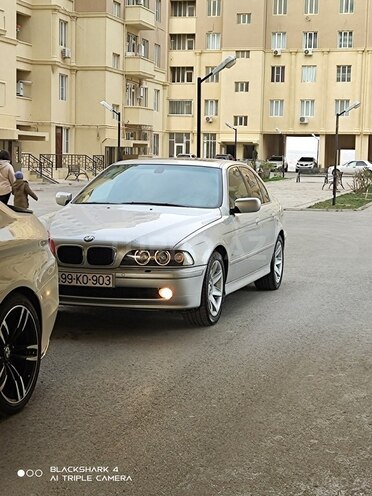 BMW 525 2002, 284,000 km - 2.5 l - Bakı