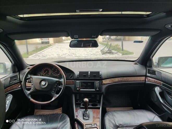 BMW 525 2002, 284,000 km - 2.5 l - Bakı