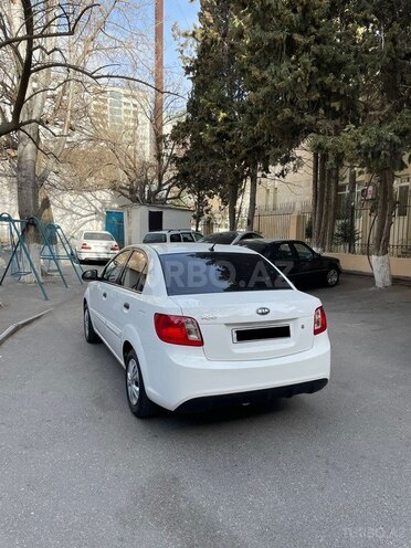 Kia Rio 2011, 170,000 km - 1.4 l - Bakı
