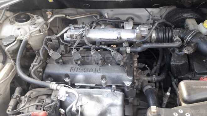 Nissan X-Trail 2001, 233,000 km - 2.0 l - Yevlax