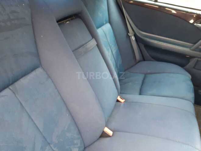 Mercedes E 230 1996, 360,000 km - 2.3 l - Şamaxı