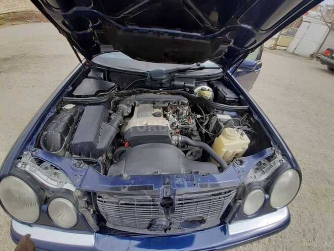 Mercedes E 230 1996, 360,000 km - 2.3 l - Şamaxı