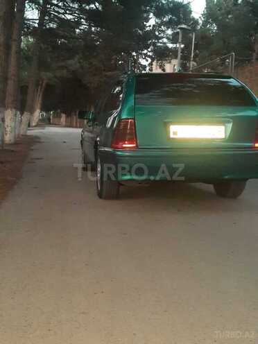 Mercedes C 220 1999, 450,000 km - 2.2 l - Bakı