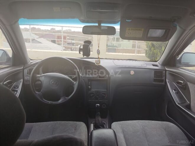 Hyundai Elantra 2002, 234,000 km - 2.0 l - Bakı