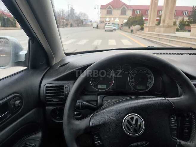 Volkswagen Passat 2002, 340,000 km - 1.8 l - Quba