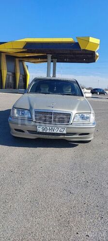 Mercedes C 230 1999, 220,000 km - 2.3 l - İmişli