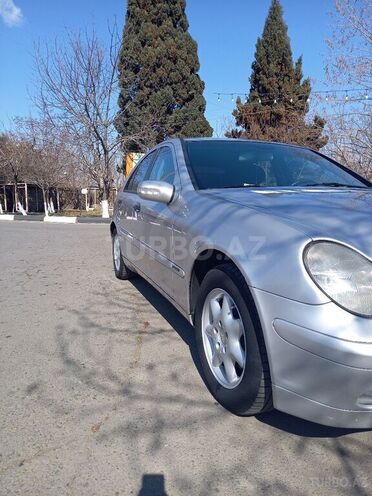 Mercedes C 220 2001, 374,300 km - 2.2 l - Gəncə