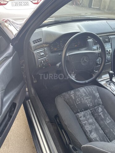 Mercedes E 230 1996, 711,588 km - 2.3 l - Gəncə