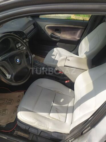 BMW 318 1995, 339,000 km - 1.8 л - Bakı