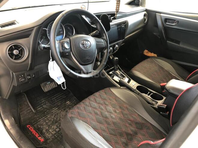 Toyota Corolla 2018, 44,806 km - 1.6 л - Bərdə