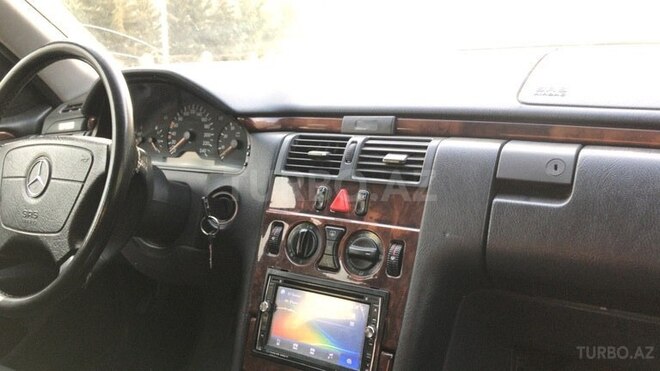 Mercedes E 240 1999, 500,000 km - 2.4 l - Bakı