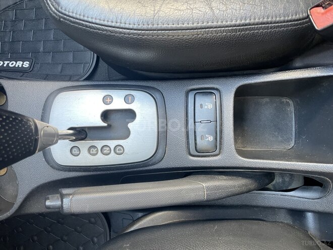Kia Sportage 2006, 237,700 km - 2.0 l - Bakı