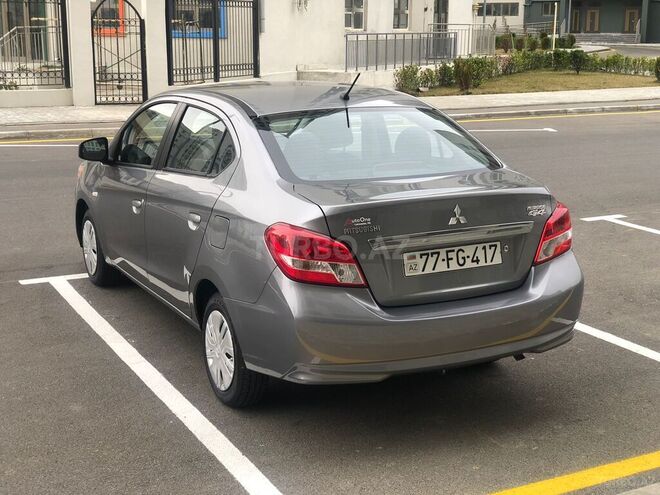 Mitsubishi Attrage 2017, 32,000 km - 1.2 l - Bakı