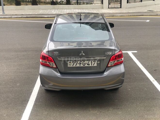 Mitsubishi Attrage 2017, 32,000 km - 1.2 l - Bakı