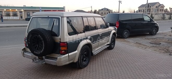 Mitsubishi Pajero 1993, 312,654 km - 2.5 l - Bakı