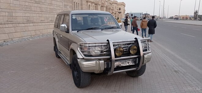 Mitsubishi Pajero 1993, 312,654 km - 2.5 l - Bakı