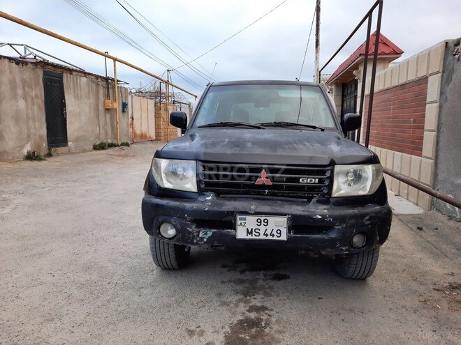 Mitsubishi Pajero io 2003, 400,000 km - 2.0 l - Bakı